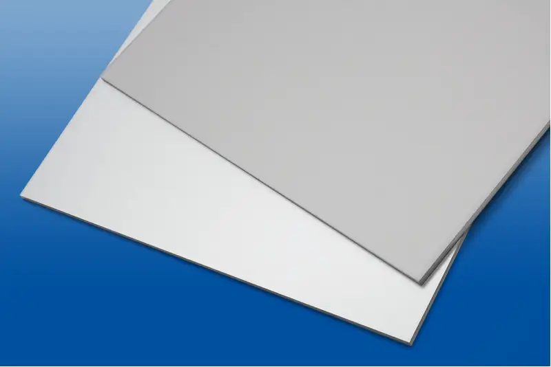 Aluminium, frontseitig eloxiert, rückseitig chromatiert