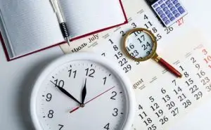Uhr und Kalender